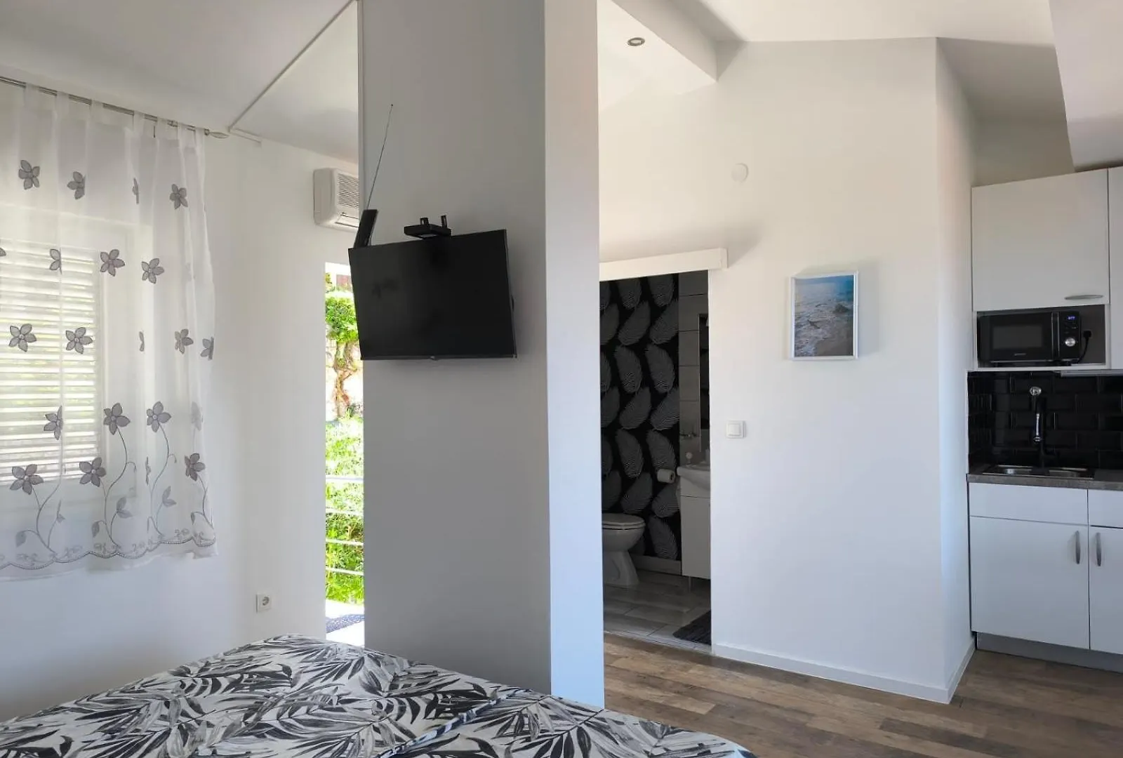 Apartment Studio Apartman Maja Njivice
