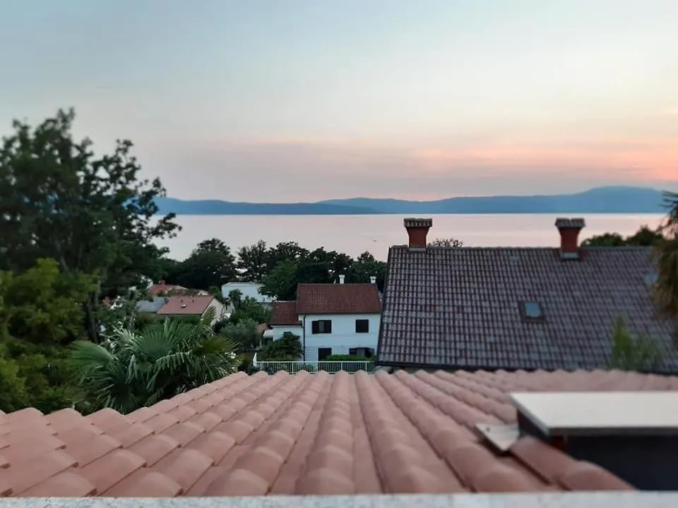 Studio Apartman Maja Njivice Apartmán